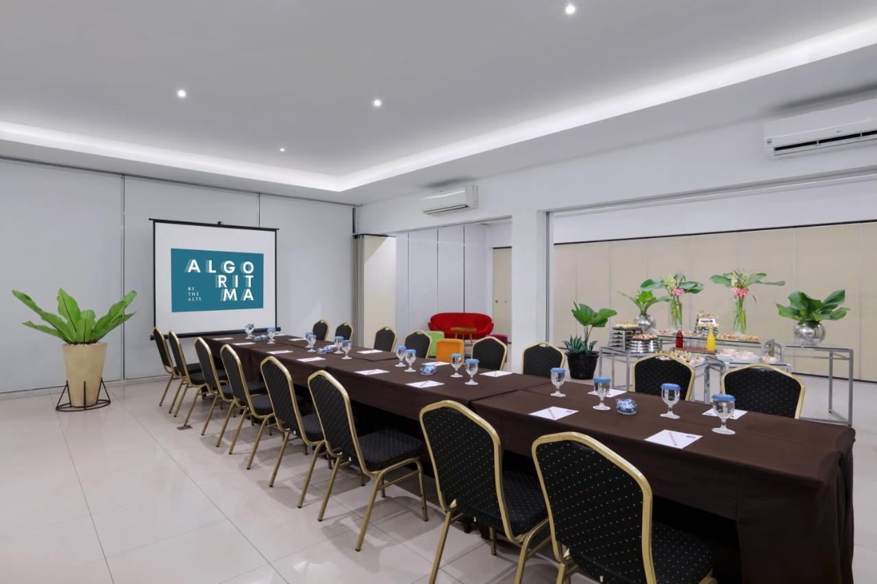 Algoritma Hotel Palembang Luaran gambar