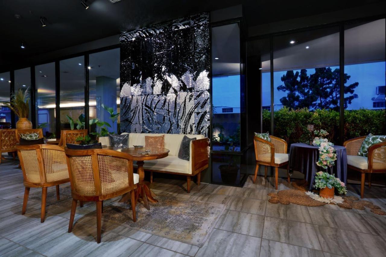 Algoritma Hotel Palembang Luaran gambar